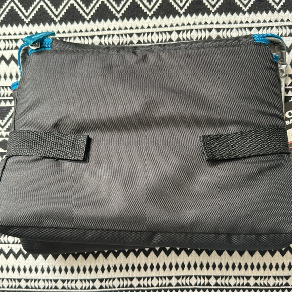 Igloo cooler bag 12 cans - Picture 4 of 4